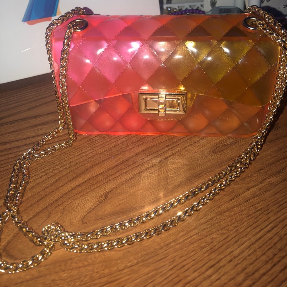 Med Twist-Lock Chain Shoulder Bag (Pink/Yellow)
